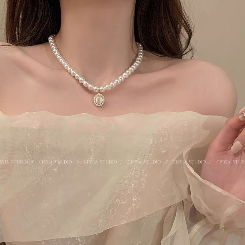合金项链 法式气质珠珠项链女高级感小香风颈链配饰复古锁骨链