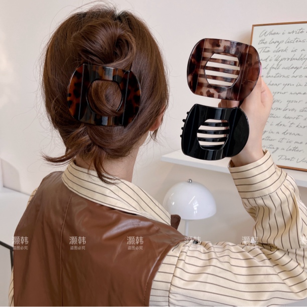 松弛感！秋冬慵懒老前风加大加宽横夹高级感复古豹纹防滑多齿发夹