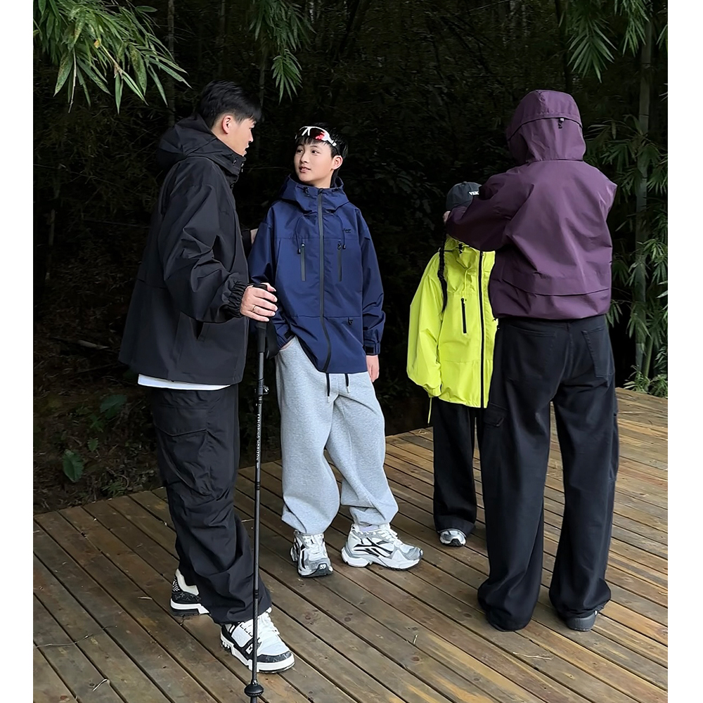 现货W380青少年硬壳防风冲锋衣中大童宽松户外国潮防水运动外套