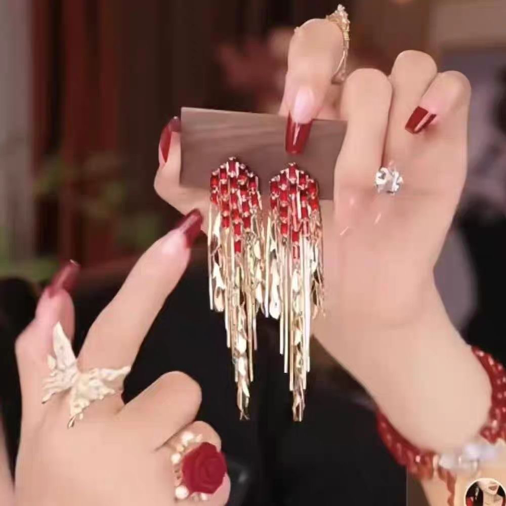 铜合金合成锆石耳饰 一眼惊鸿秋冬金色安哥拉长款流苏麦穗耳环