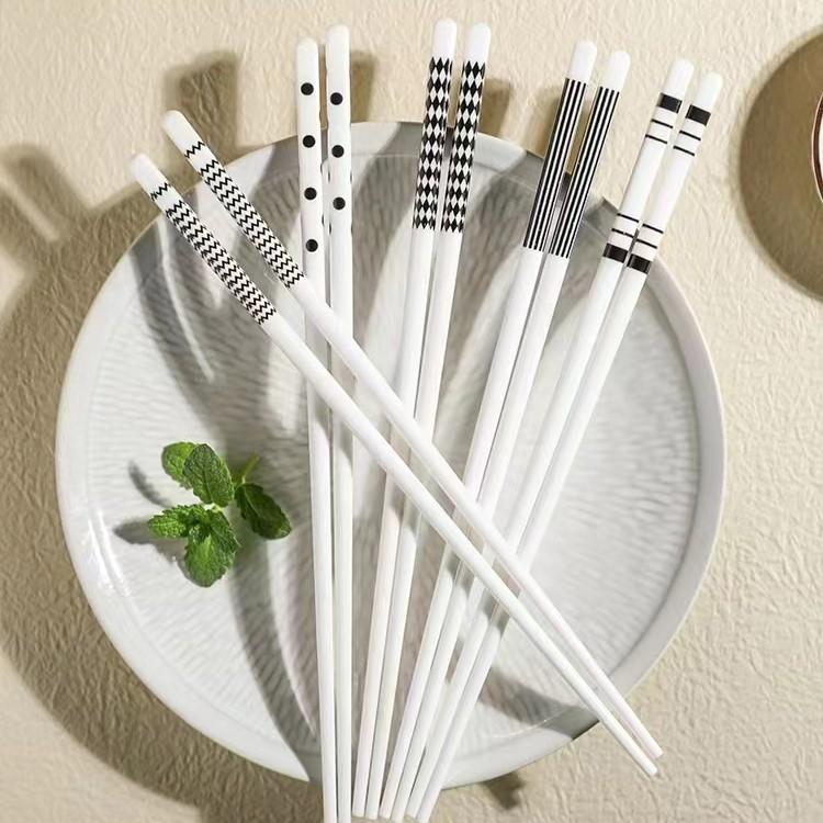 陶瓷筷子简约赫本风波点套装家用一人一筷五双装