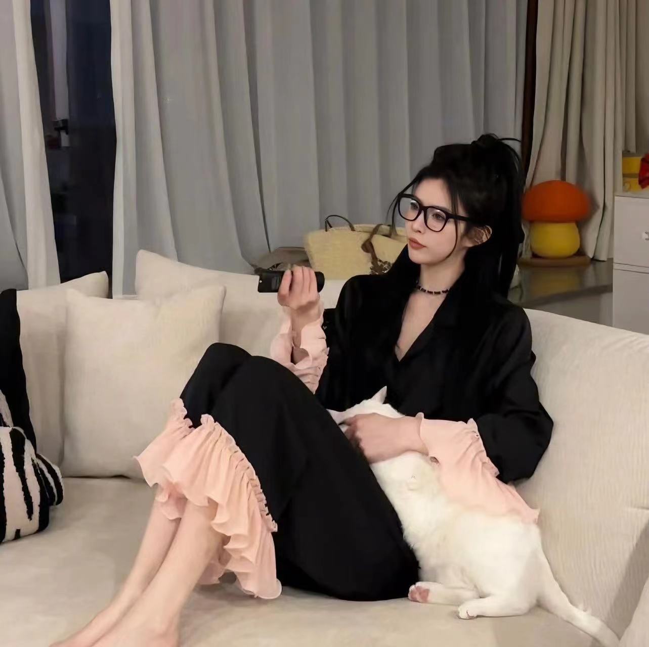 喇叭袖性感冰丝睡衣女春秋季夏天2025新款冰丝绸高级感薄款家居服