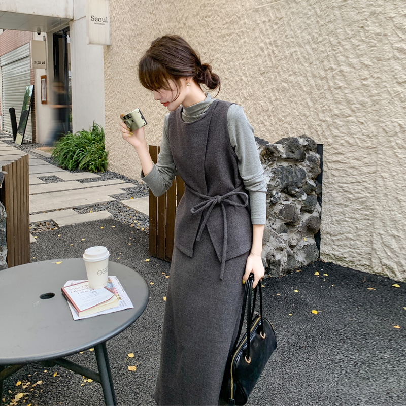 韩系穿搭毛呢套装裙女2025春秋新款高级感马甲打底衫半身裙三件套