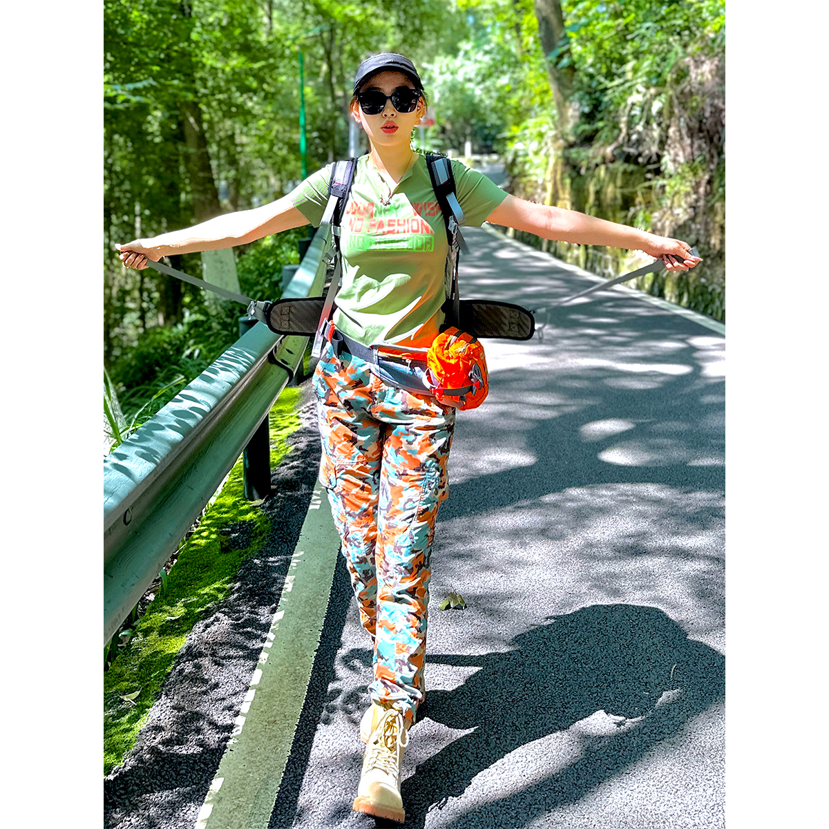 北京森林户外旅行登山透气修身休闲多袋四面弹迷彩速干裤涉水裤