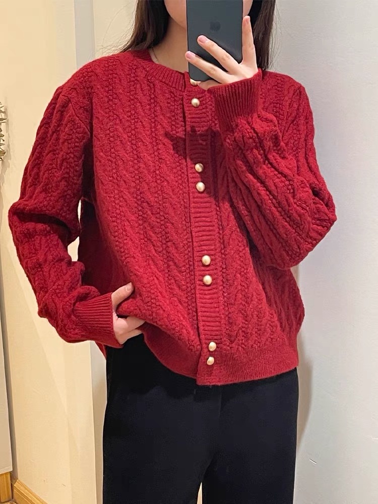 2025春秋节日红色柔软糯绞花针织毛衣开衫外套女厚款长袖短款上衣