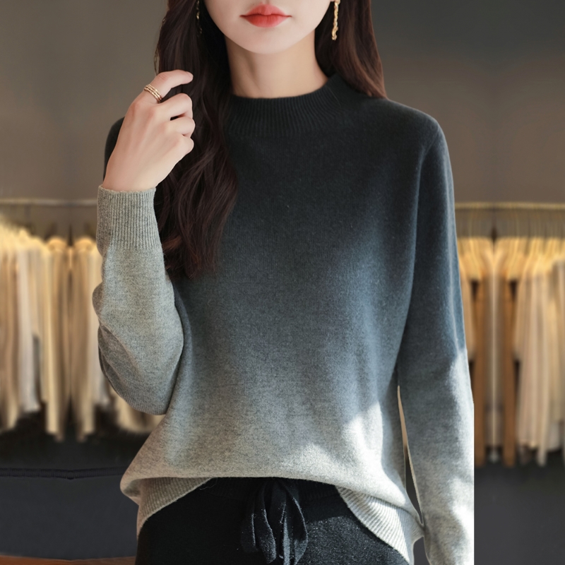 大码女装秋装时尚洋气渐变毛衣宽松显瘦百搭秋冬半高领针织打底衫