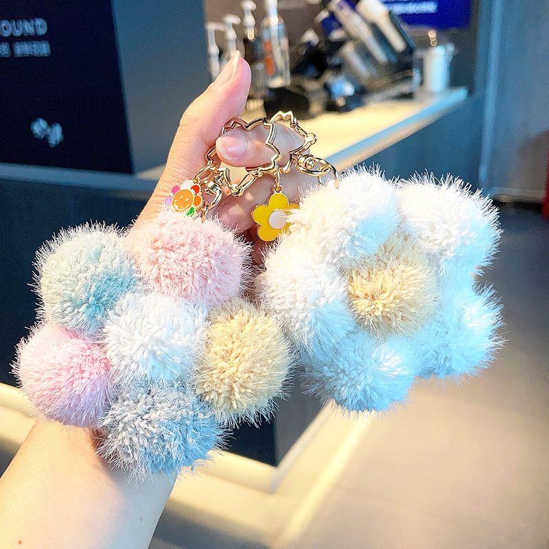 花朵毛球钥匙扣可爱毛绒包包挂件彩色创意新款小花秋冬太阳花挂饰
