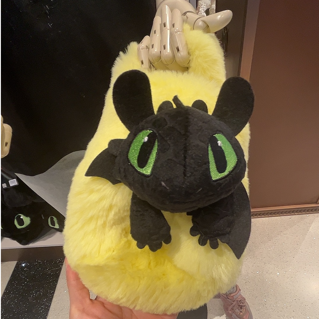 环球影城正品周边代购驯龙高手无牙仔黄色小手包斜挎包