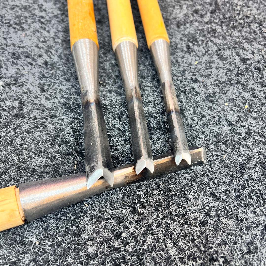 柏树真柏专用嫁接刀真柏三角手工园林嫁接刀铁质手工锻打专用刀