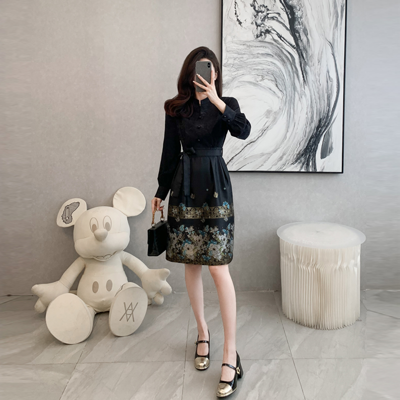 新中式汉服连衣裙2024春装改良国风高端刺绣提花宴会晚礼服马面裙