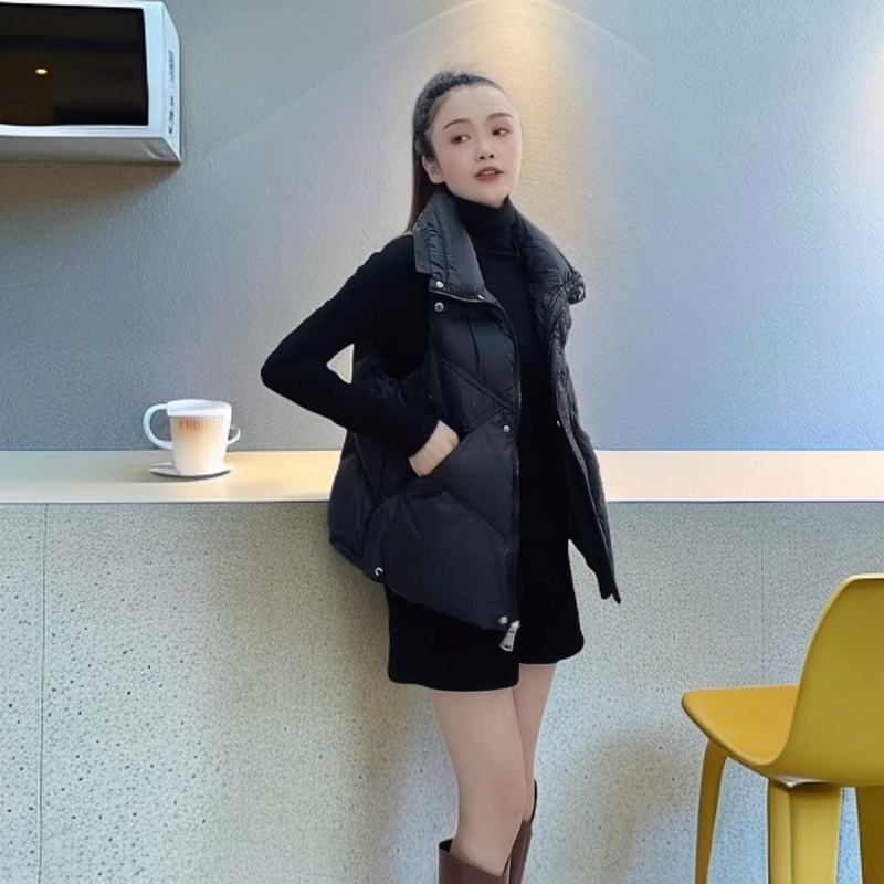 90白鸭绒时尚洋气羽绒马甲显瘦网红短外套宽松马夹女士百搭款