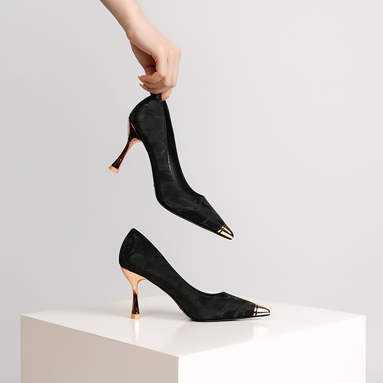 【羊皮】金属头高跟鞋女2025新款夏季性感百搭气质尖头小细跟单鞋