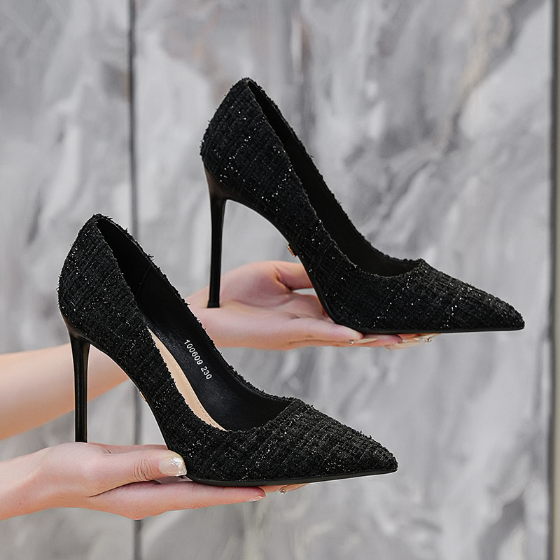 2025年春夏新款网红法式单鞋女小香风高跟鞋女百搭宴会细跟尖头鞋