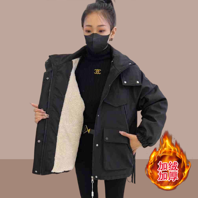 加绒加厚冲锋衣外套女2025冬季新款爆款宽松休闲棉衣连帽工装棉服
