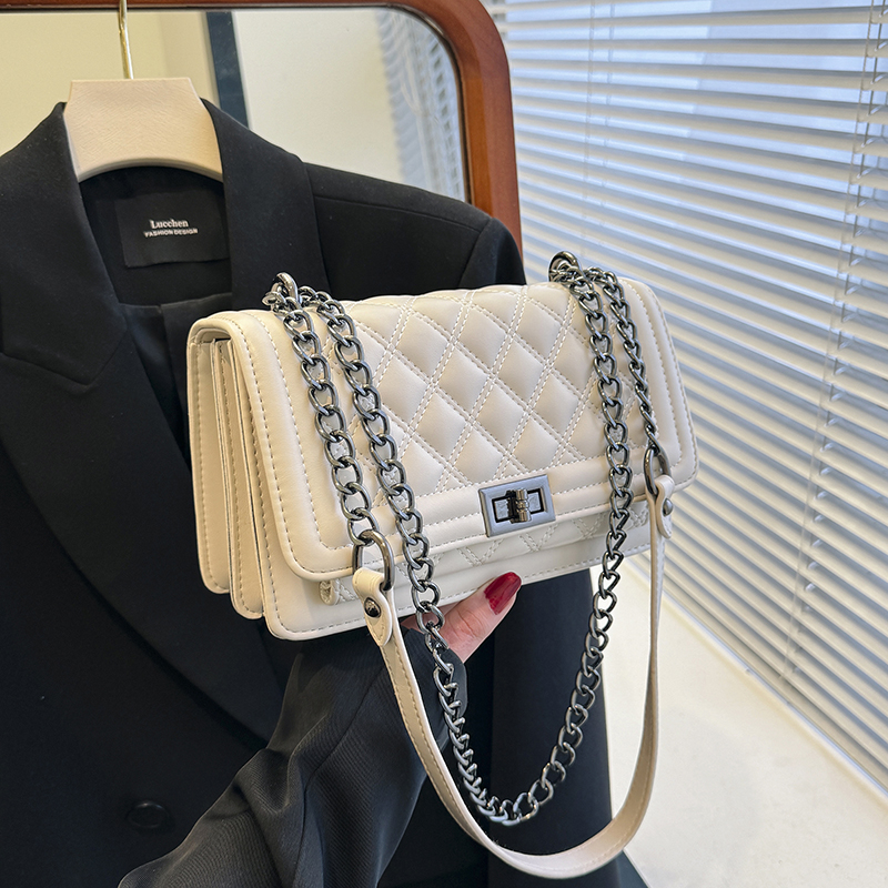 2024新款小香风斜挎包包女士洋气时尚百搭菱格气质链条包单肩包女