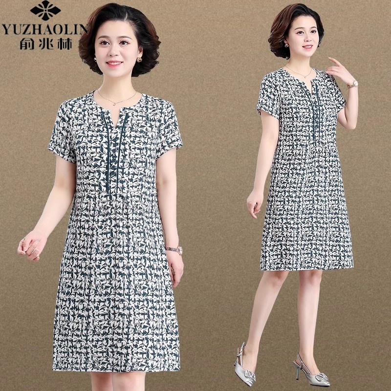 小个子妈妈连衣裙洋气中年气质夏季妈妈装中老年女装夏装雪纺裙子
