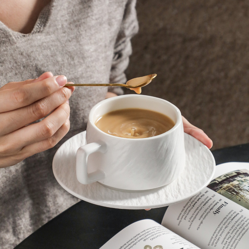 高颜值陶瓷咖啡杯陶瓷简约家用挂耳咖啡精致纯色手冲茶杯杯碟套装