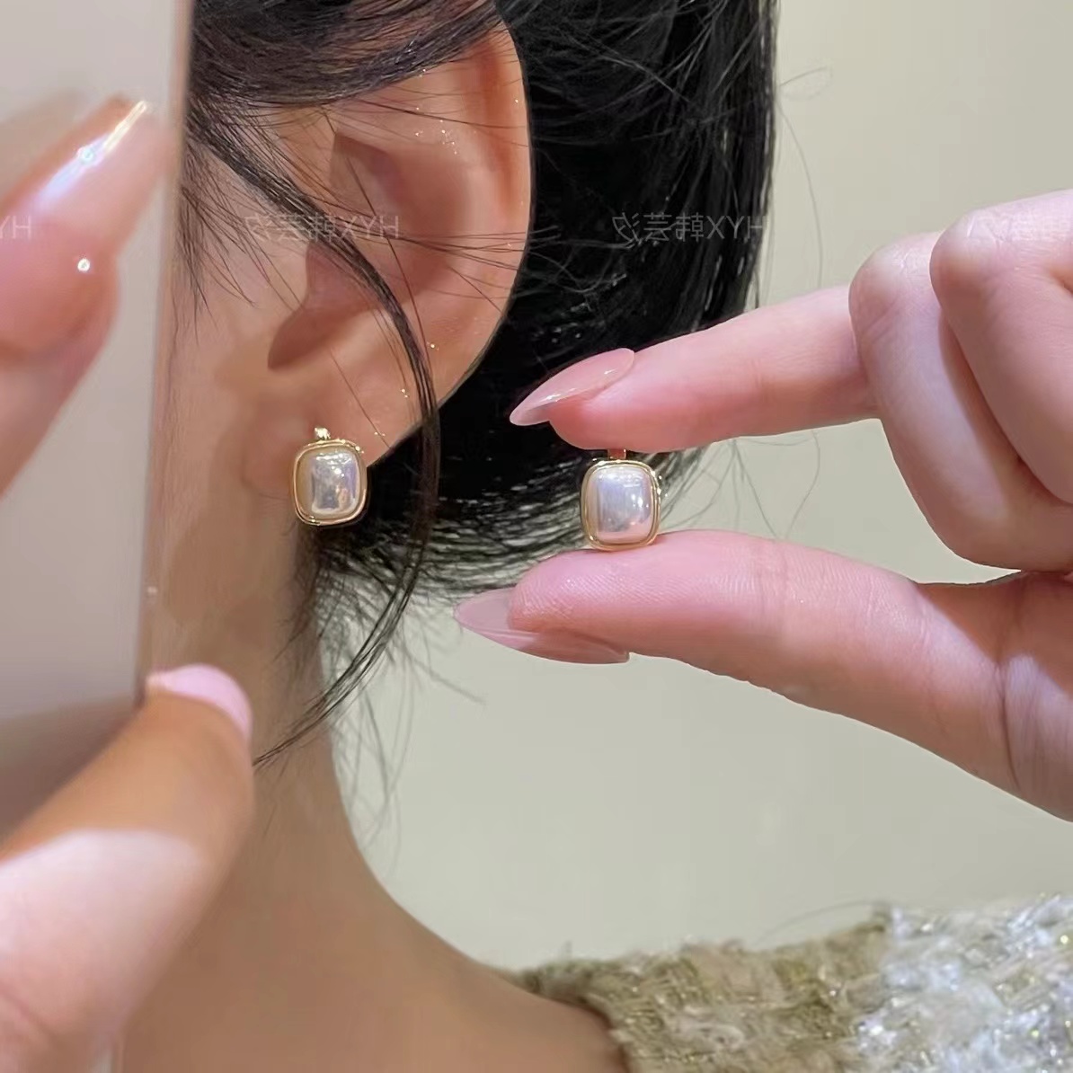 韩芸汐   2025新品小香风耳扣简约百搭耳环 A-67