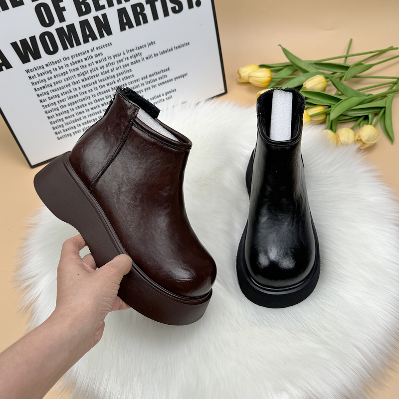 厚底加绒马丁靴女2025冬季新款英伦风瘦瘦靴爆款百搭增高舒适短靴
