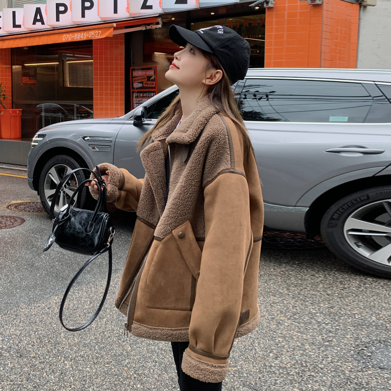 麂皮绒羊羔绒外套女韩系设计感小个子2025秋冬新款皮毛一体机车服