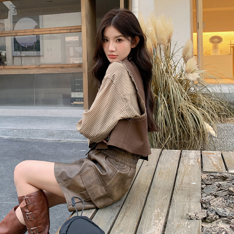 秋季2025新款套装女韩版爆款炸街设计感小个子休闲时尚百搭三件套