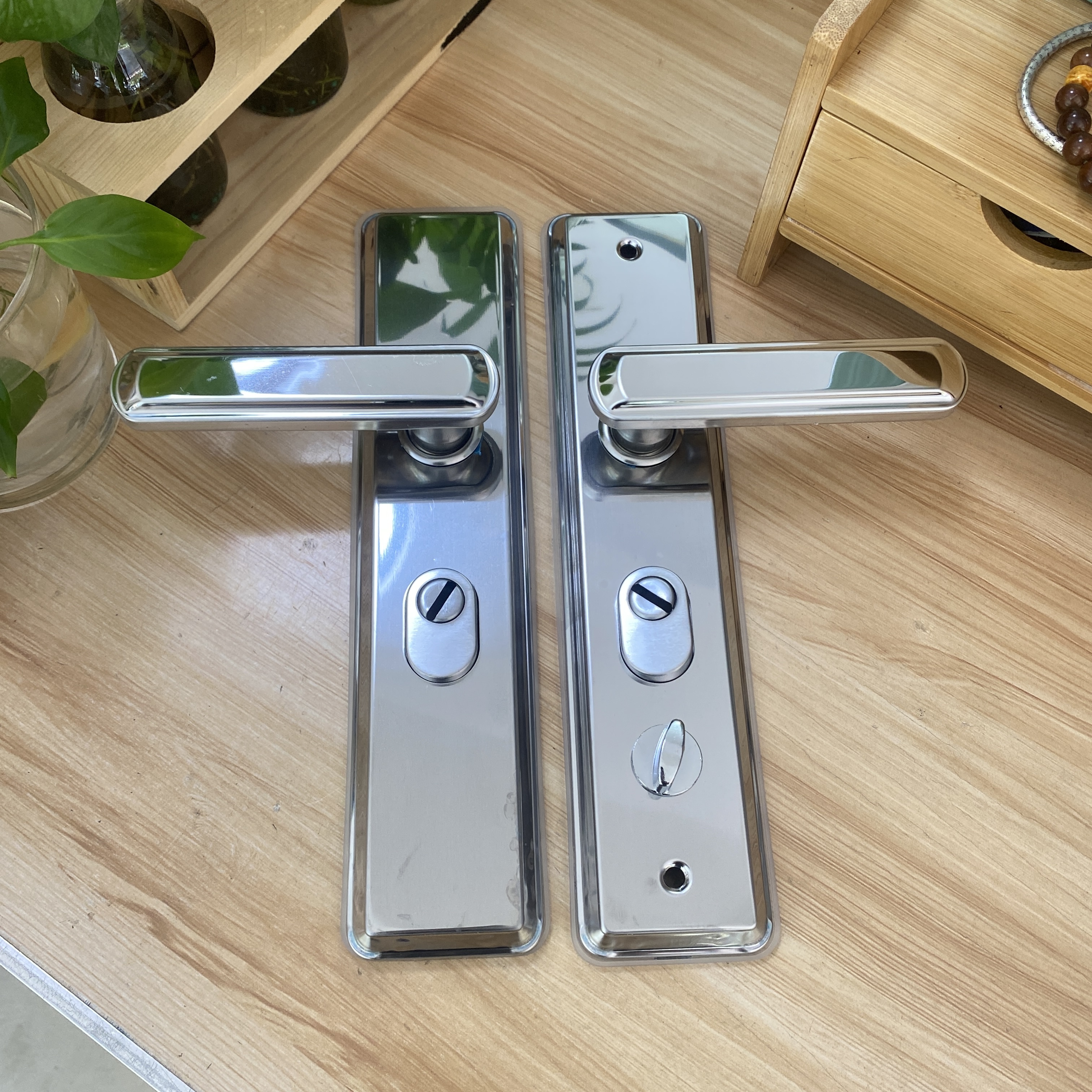 （拍一发十）防盗门拉手家用门锁双拉簧多功能小镜面拉手可调6085