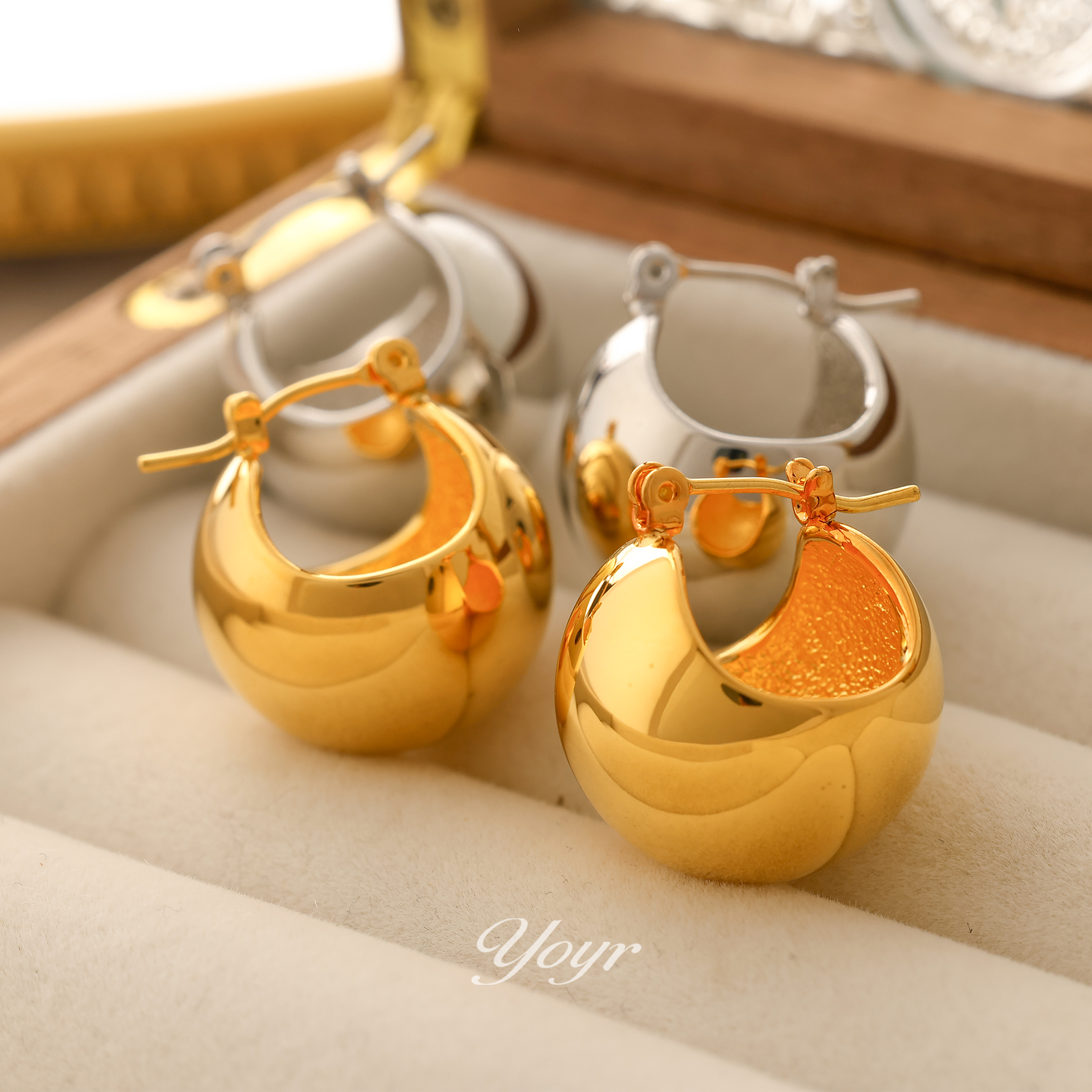 YOYR 铜合金耳饰 小铃铛耳环冷淡简约气质设计感时尚温柔铃铛耳环