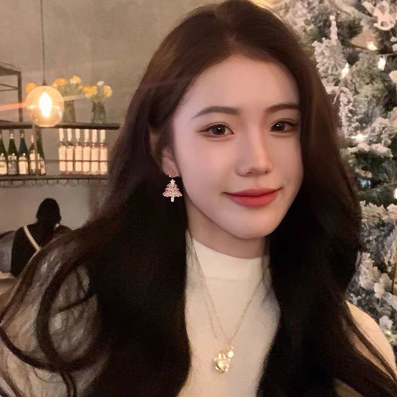 合金耳饰 2024年新款高级感气质耳坠女圣诞树耳钉方圆脸耳饰