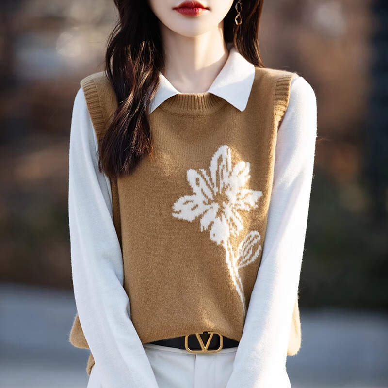 2025新款叠穿圆领秋冬针织马甲女宽松立体刺绣针织坎肩背心外穿