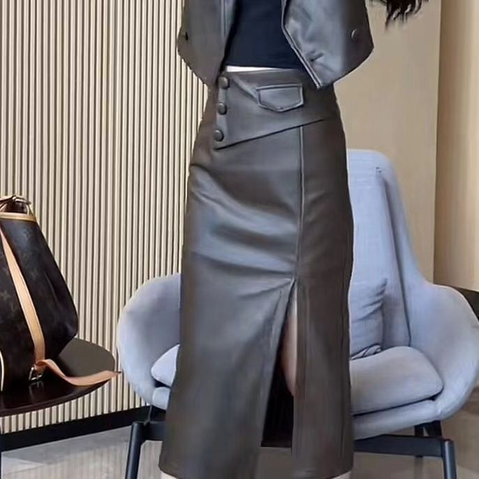 2025年秋季新款韩版开衩高腰半身裙女修身显瘦时尚百搭中长款皮裙
