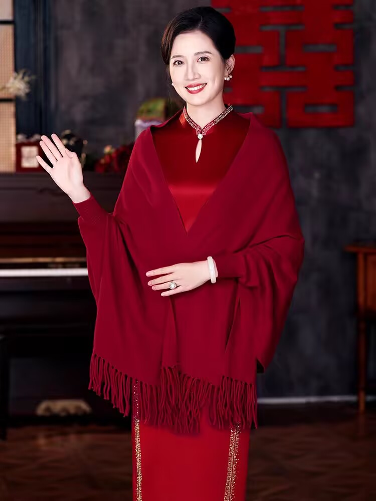羊绒高端纯色披肩女春秋喜婆婆妈妈旗袍外搭斗篷围巾两用披风秋冬