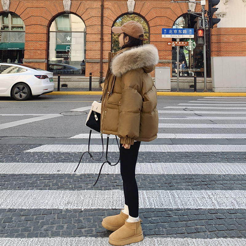 卡其色大毛领羽绒服女短款2025冬季新款韩系高级感休闲保暖面包服
