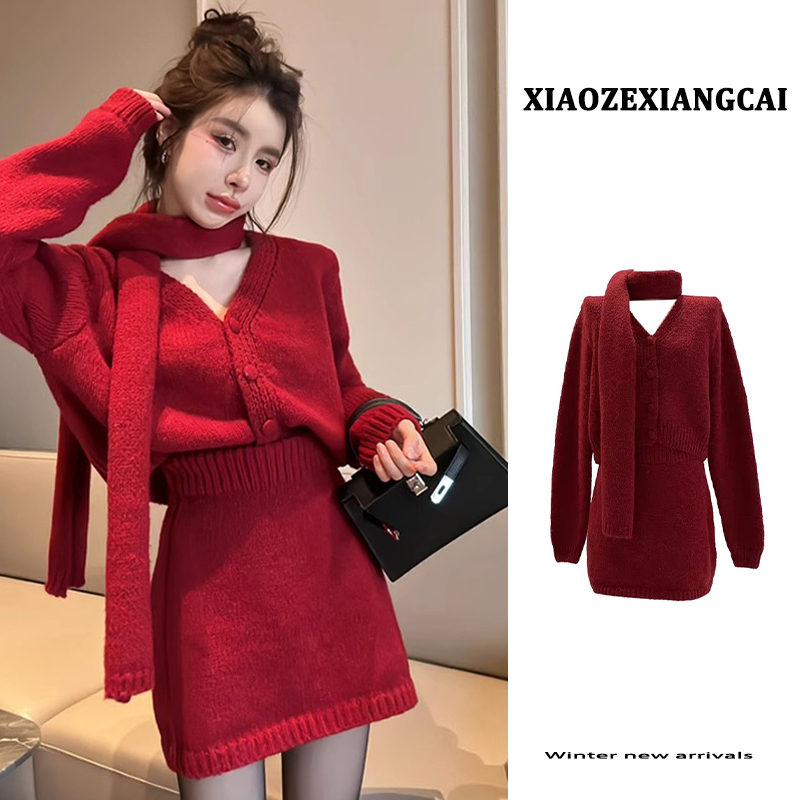 深冬穿搭一整套秋冬季女装圣诞节新年战袍红色毛衣半身裙两件套装