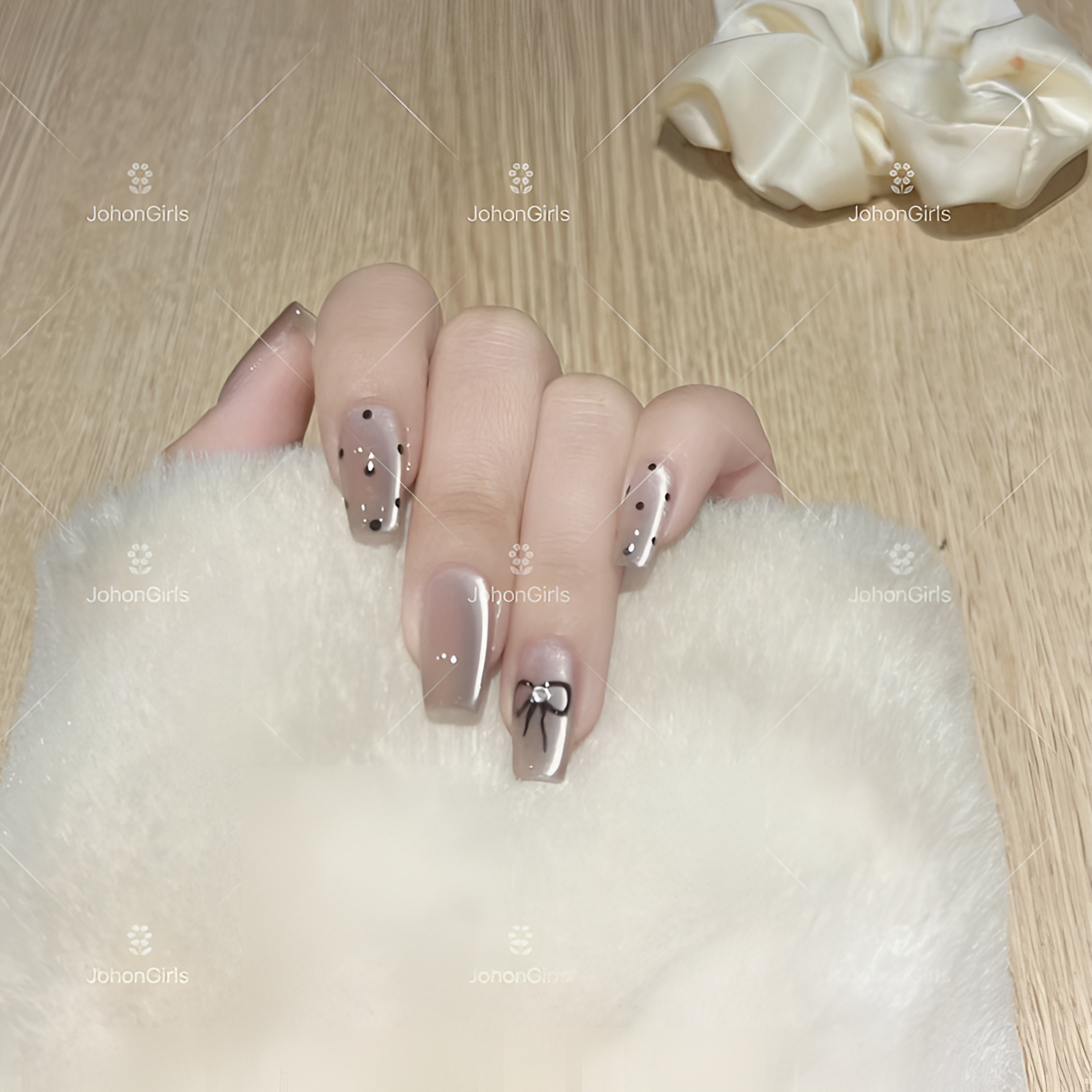 JohonGirls'/琴岛小嫚【柔光波点】夏日镜面猫眼美甲显白手工穿戴甲