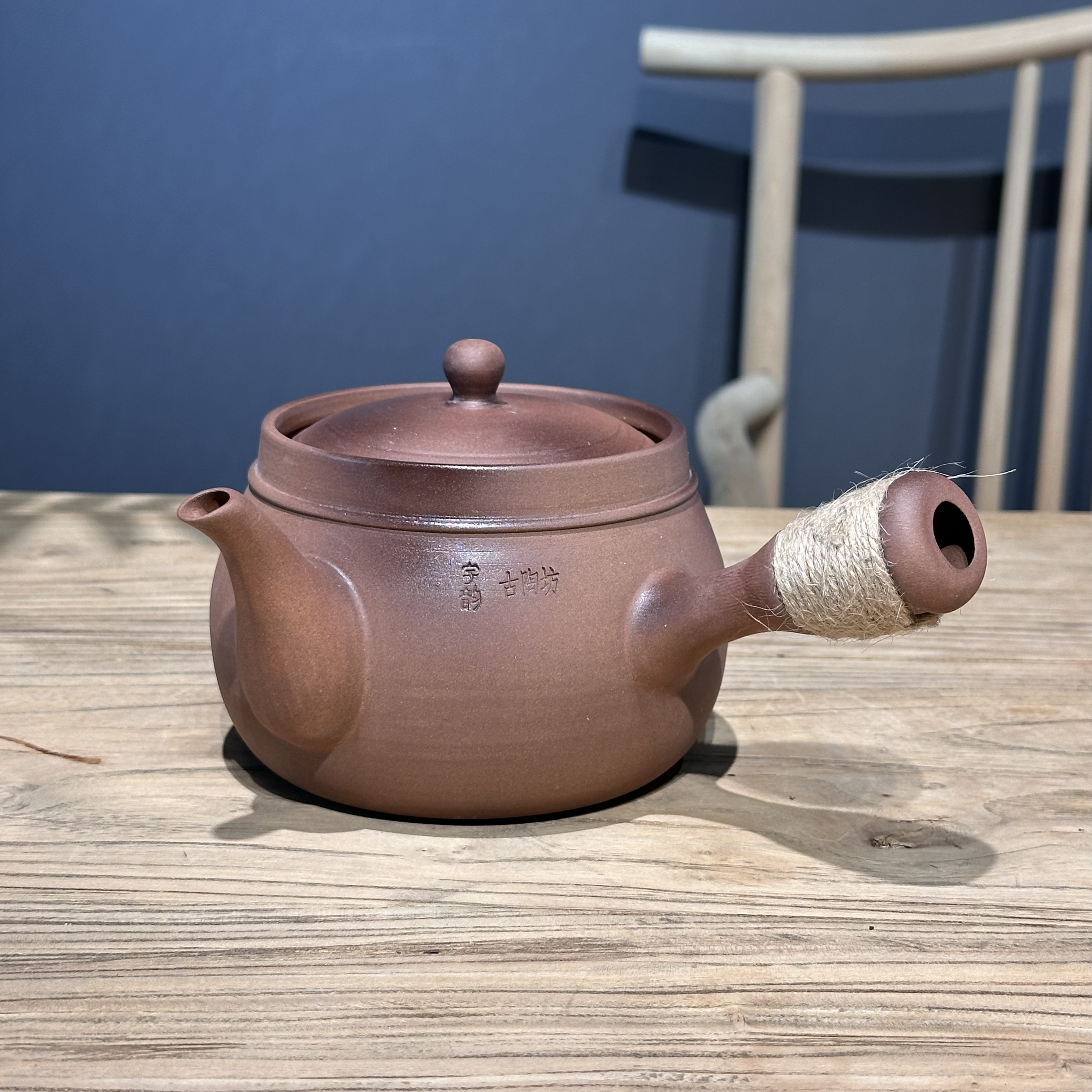 750毫升中号老岩泥大口煮茶壶粗陶烧水陶瓷壶家用大容量泥壶