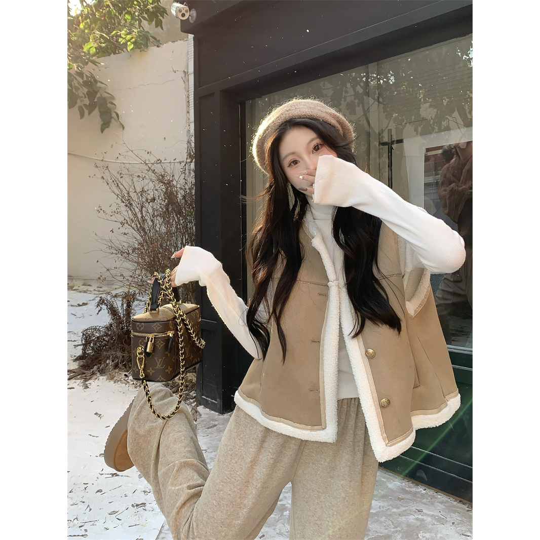 法式复古气质秋冬季保暖加厚马甲高领针织打底衫百搭休闲裤套装女