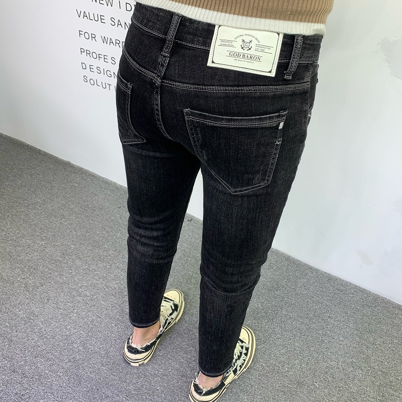 黑色牛仔裤男秋季爆款修身小脚裤韩版潮流高端刺绣百搭弹力九分裤