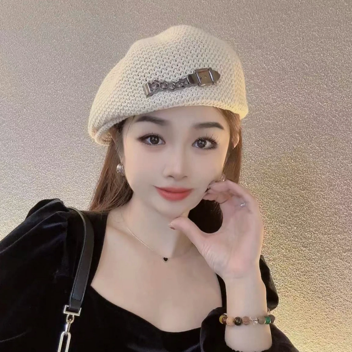 春夏新款定型贝雷帽女韩版薄款压褶设计透气针织百搭气质前进帽