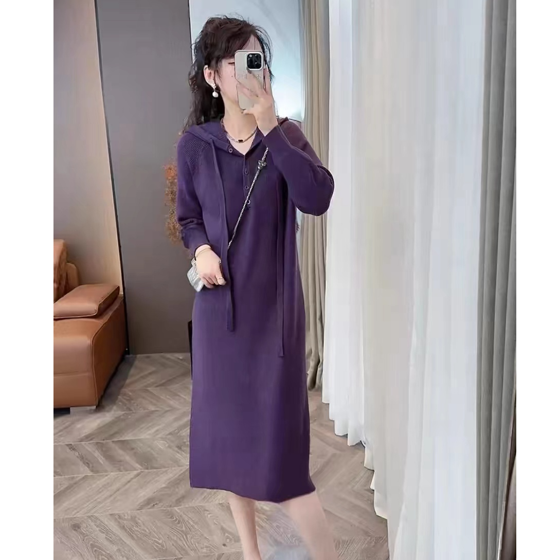 法式连帽针织连衣裙女秋冬新款小个子慵懒宽松休闲打底毛衣裙