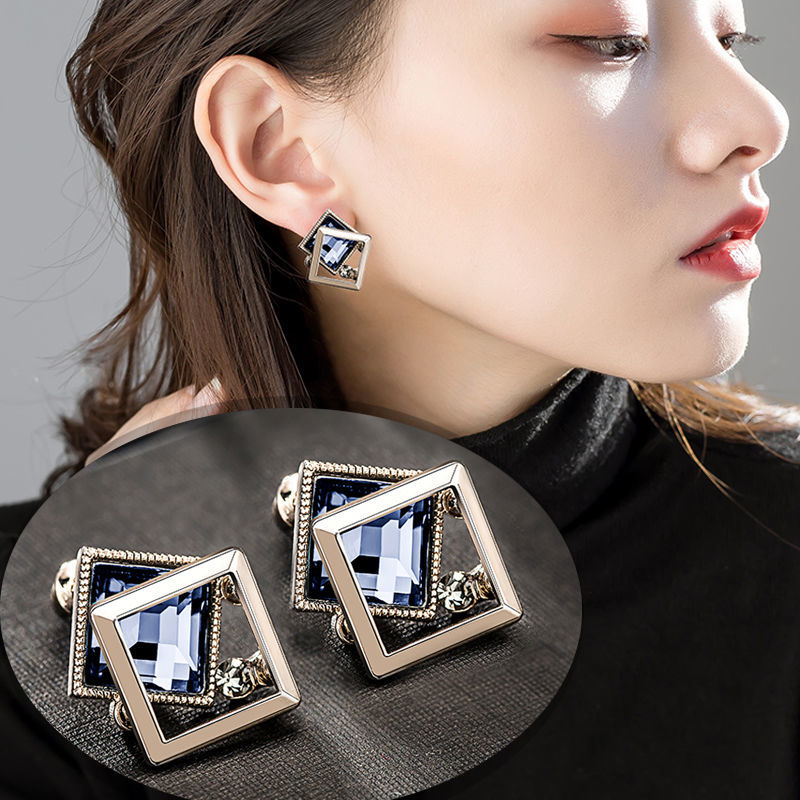 合金莫桑石耳饰 耳钉女耳环s2025年新款潮气质网红高级感大气耳坠