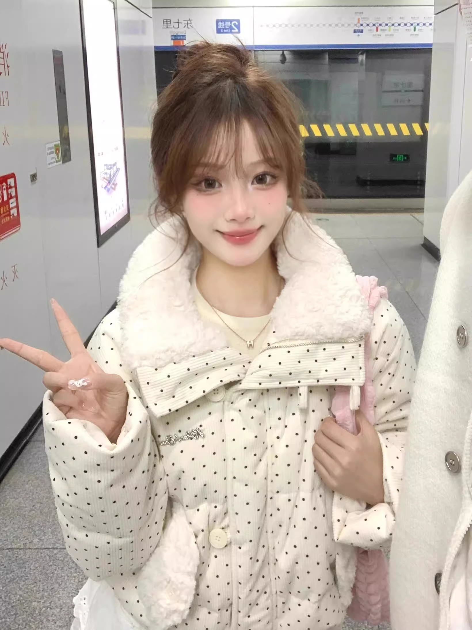 韩系加厚毛领短款波点毛领羽绒棉服女2025冬季新款小个子棉衣外套