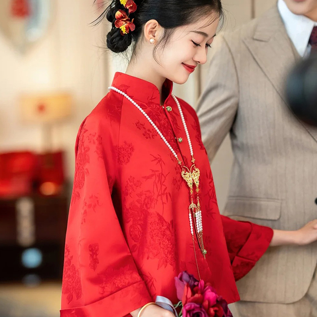 新娘两件套土司服，新中国风改良旗袍服，红白订婚礼服，家庭宴会