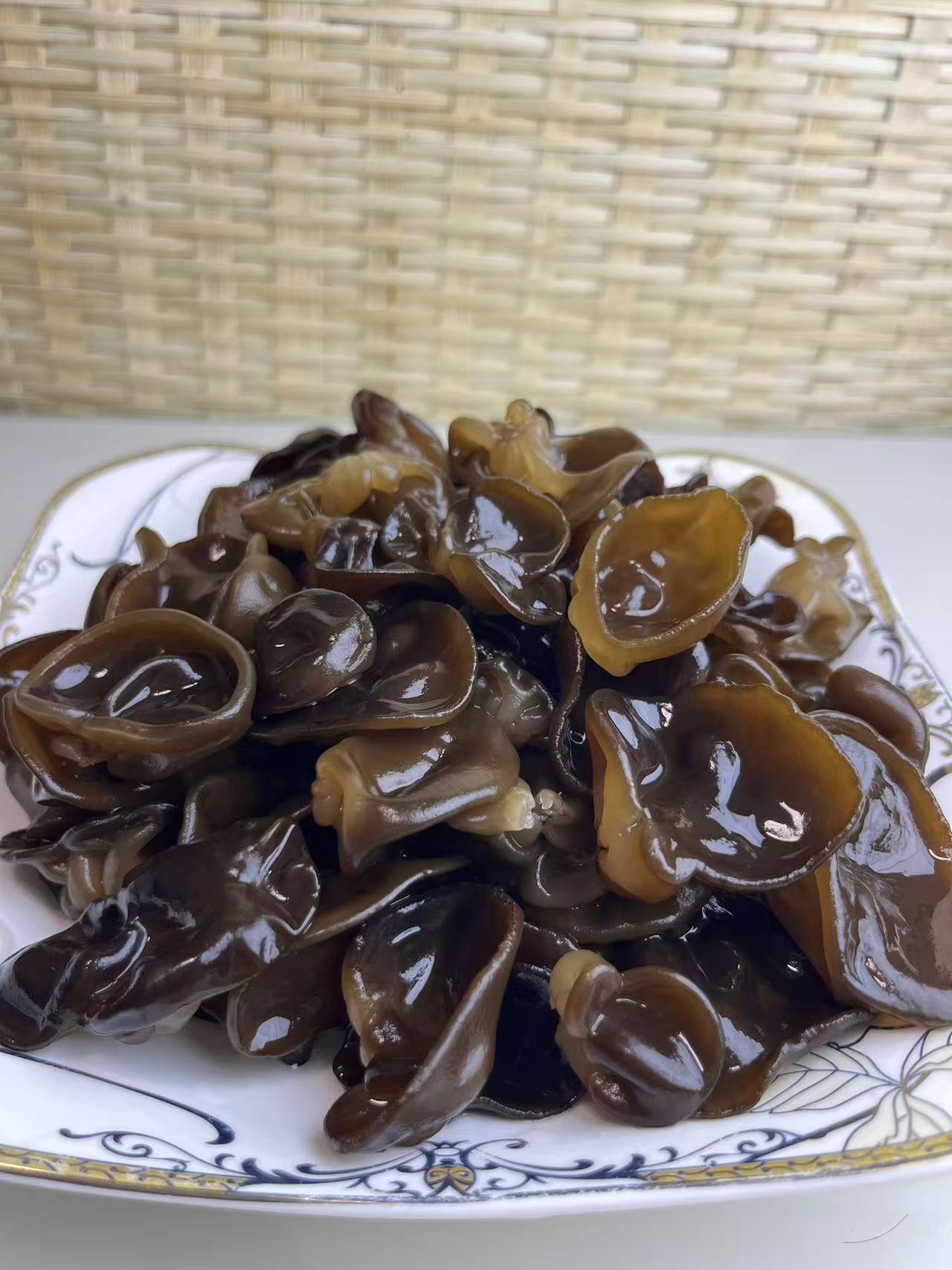 小秋耳秋木耳东北长白山肉厚脆爽小碗耳黑木耳正宗东北黑木耳