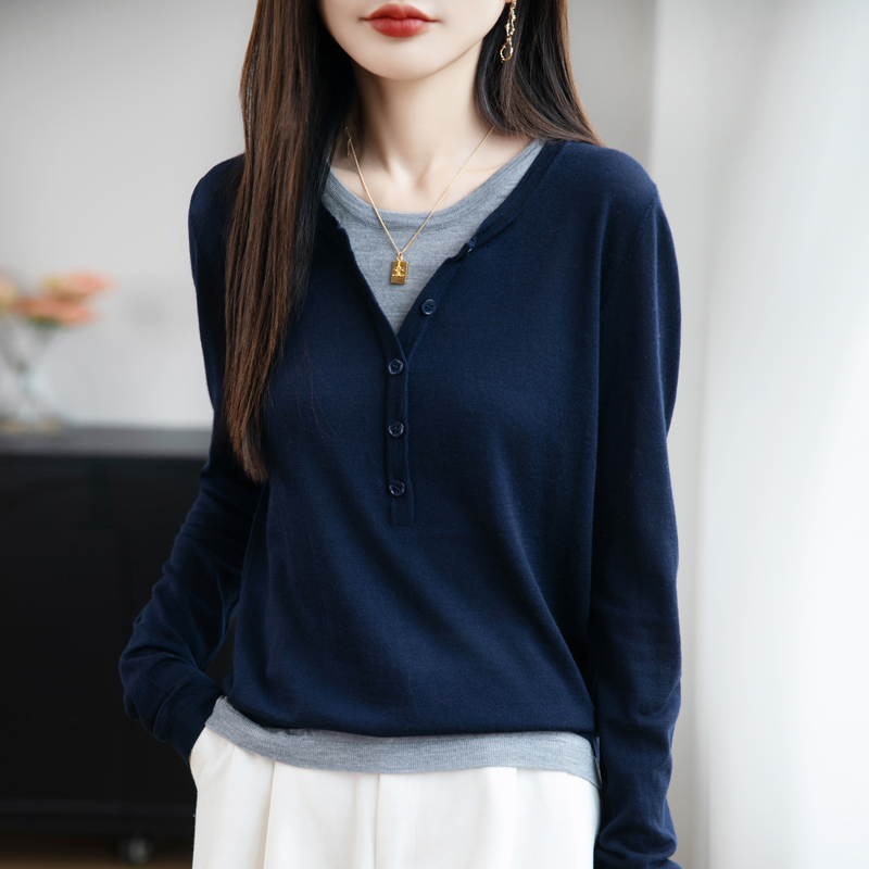 【现货宠粉】新款针织衫女长袖V领显瘦套头简约短款轻奢百搭毛衣薄