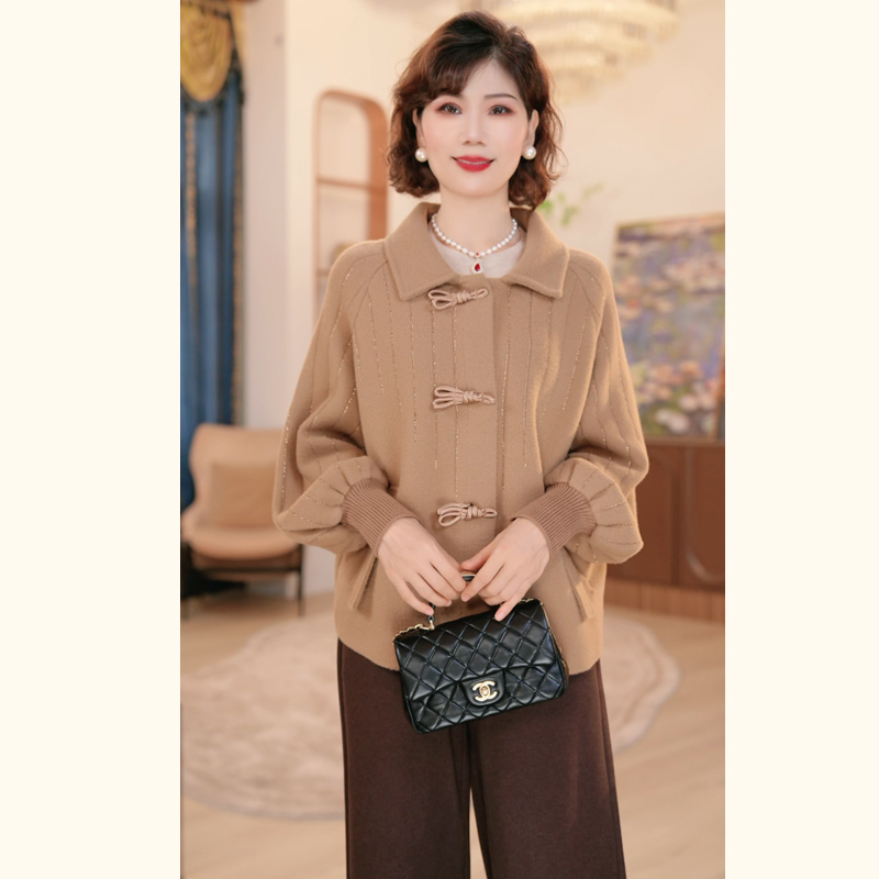 中年妈妈秋装毛呢外套2025新款洋气质中老年女装宽松呢子开衫夹克