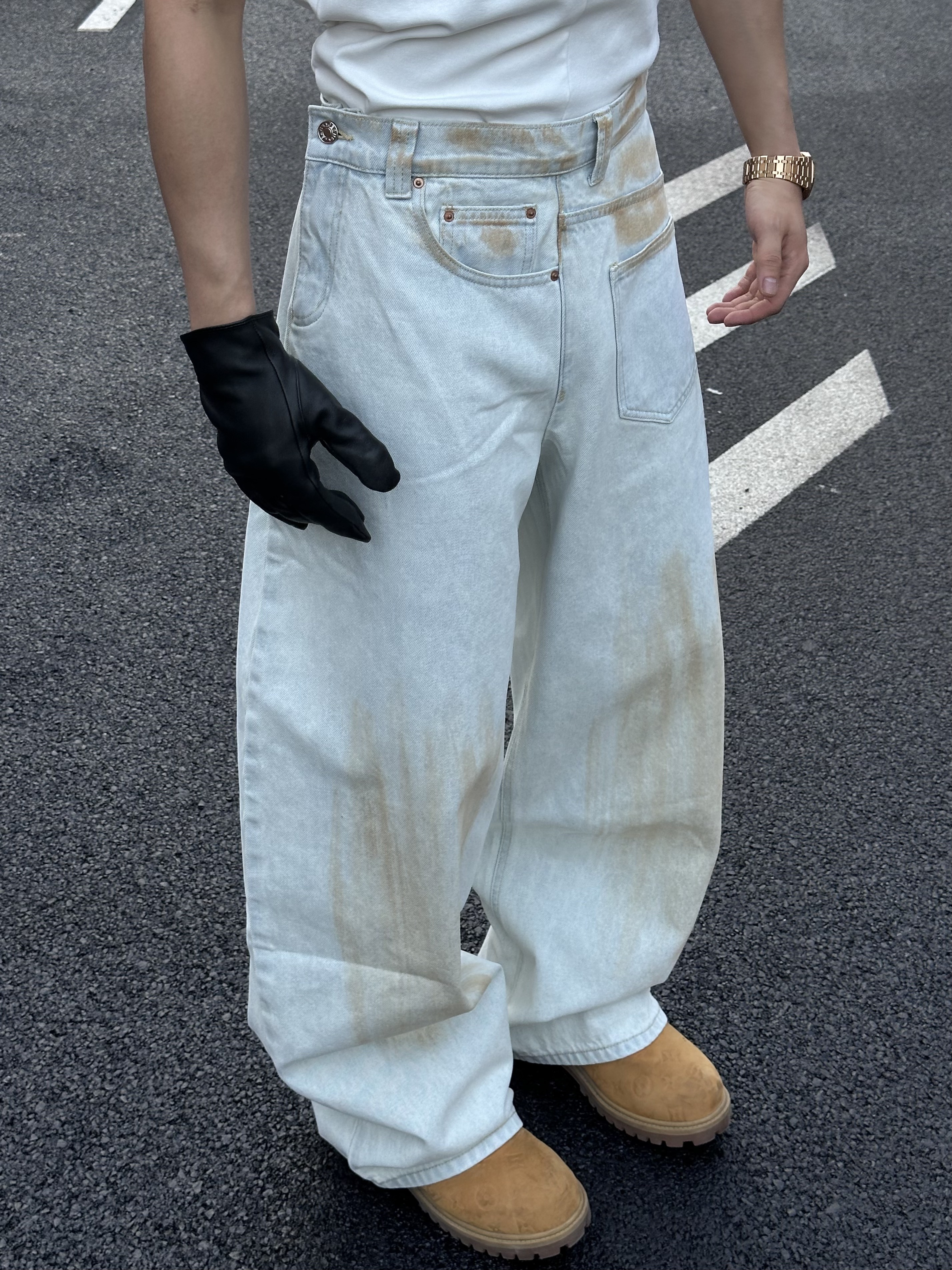 【FANG BH】拉拉水洗泼墨不规则剪裁时尚调性立体弯刀阔腿牛仔裤