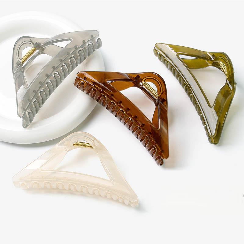 2025新款发量多适用的法式ins风三角鲨鱼抓夹高级盘发神器简约