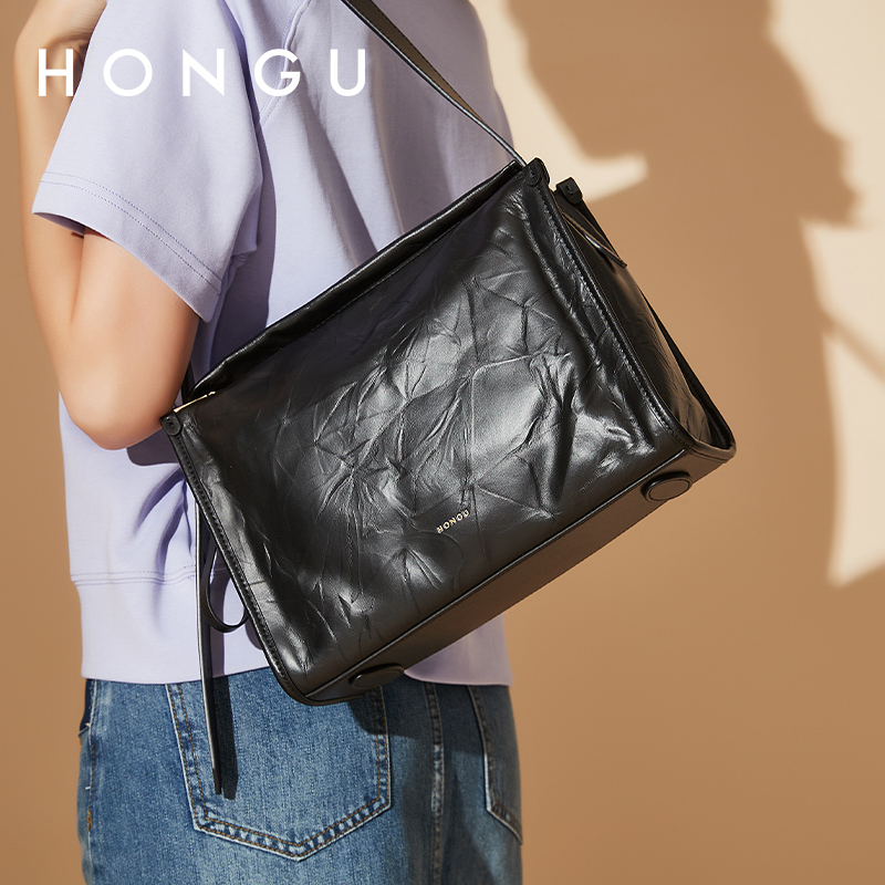 HONGU/红谷时尚新款牛皮女士百搭简约包包小众潮流斜跨包H5155838