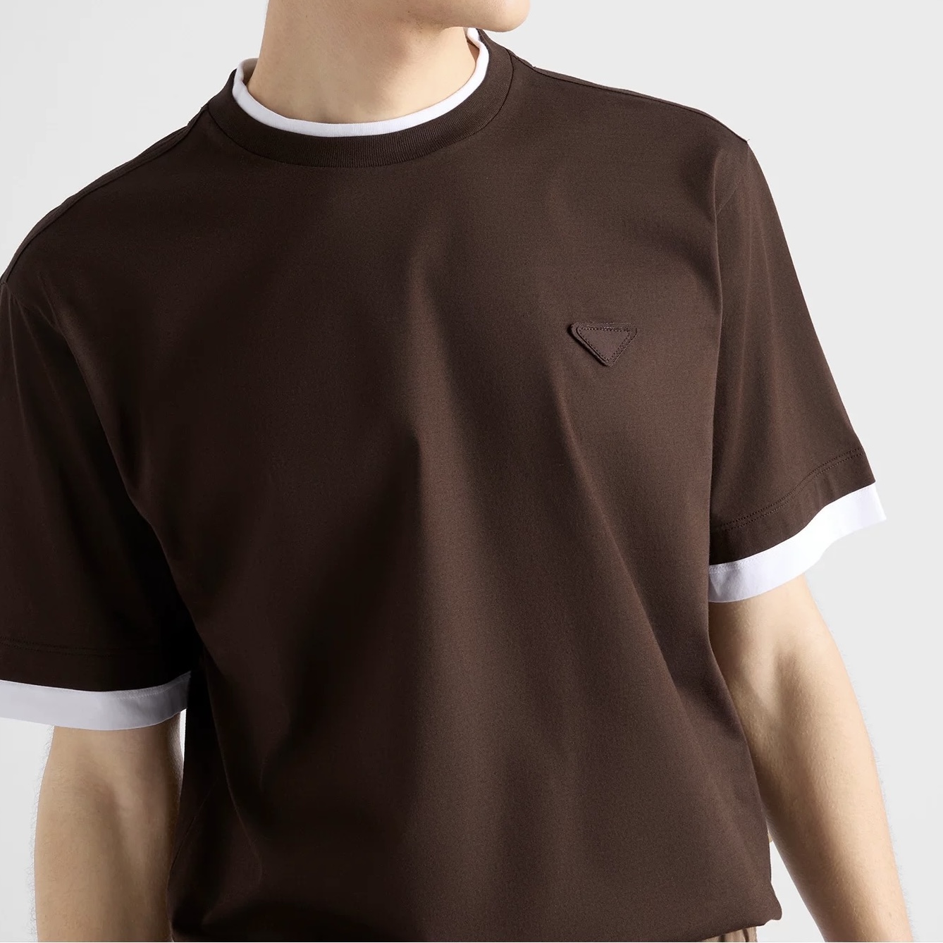 PABO | 极简风三角徽标假两件T恤咖啡色 【160g克重】