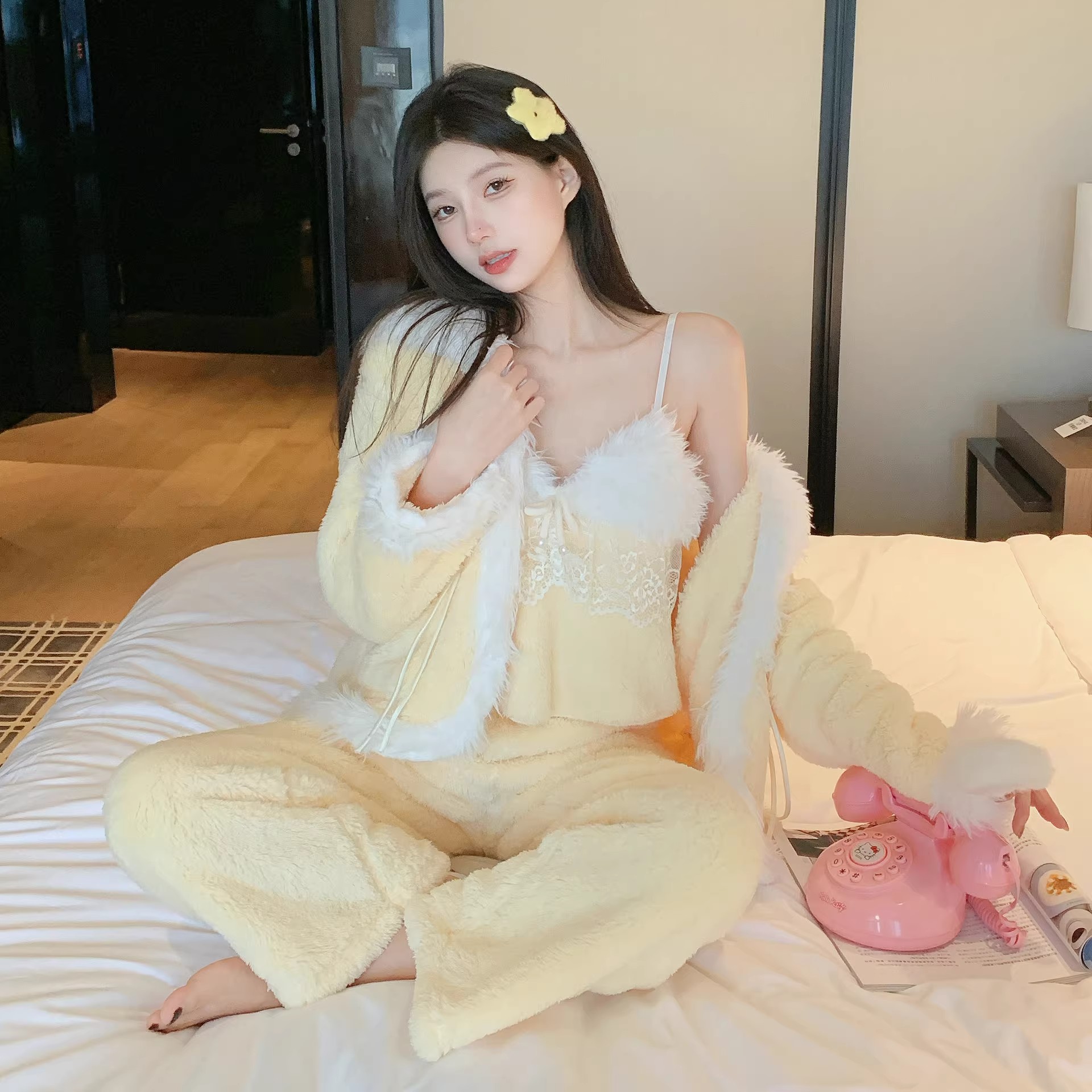 秋冬季新中式复古盘扣蕾丝长袖睡衣女加绒加厚珊瑚绒家居服三件套